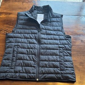 GAP Black Puffer Vest